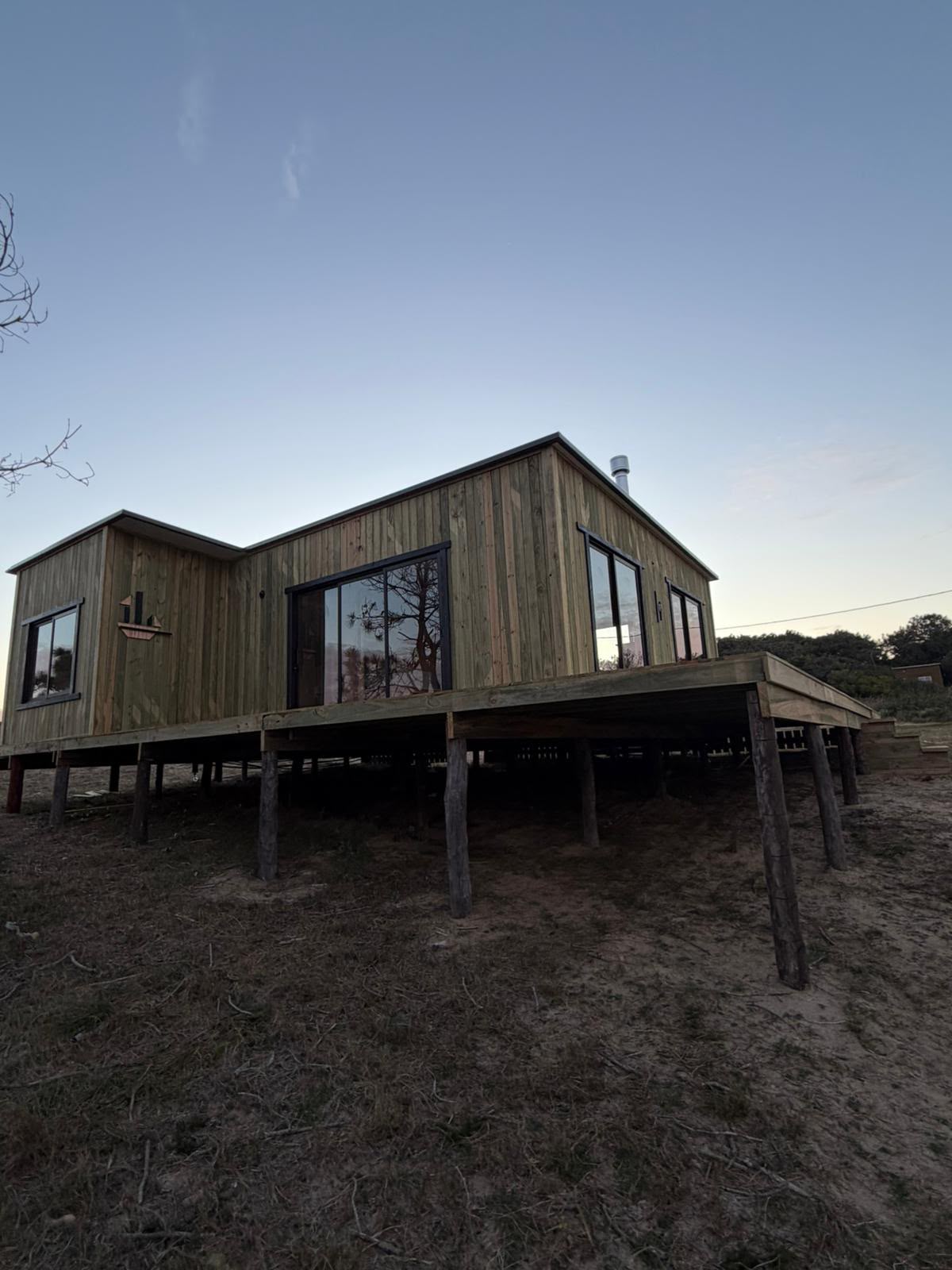 Casa de madera construida por Casas del Mar en Uruguay - obra 96